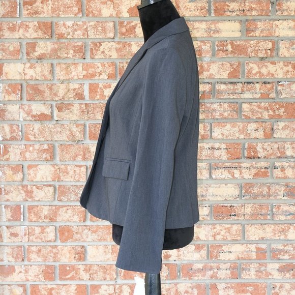 EVAN Picone  Petite Essentials Blazer - Picture 4 of 7